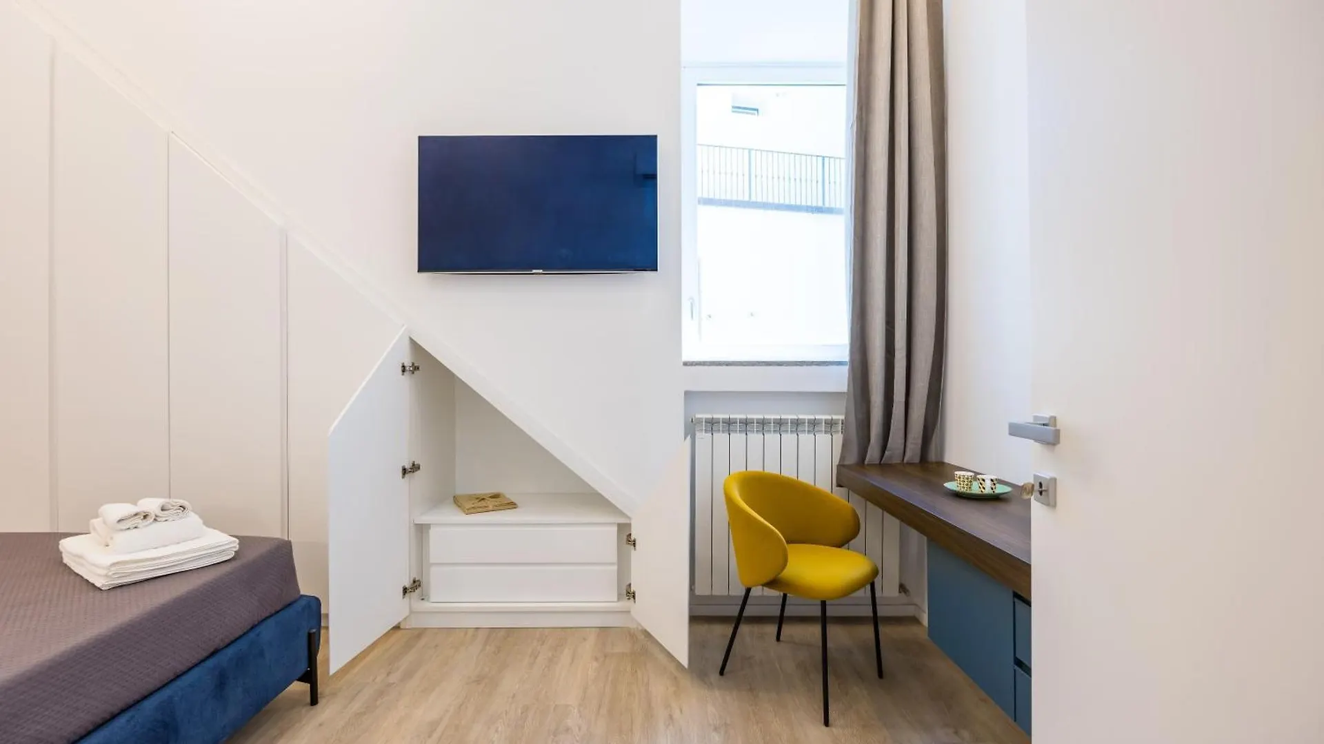 Bisicool Boutique Apartment By Napoliapartments