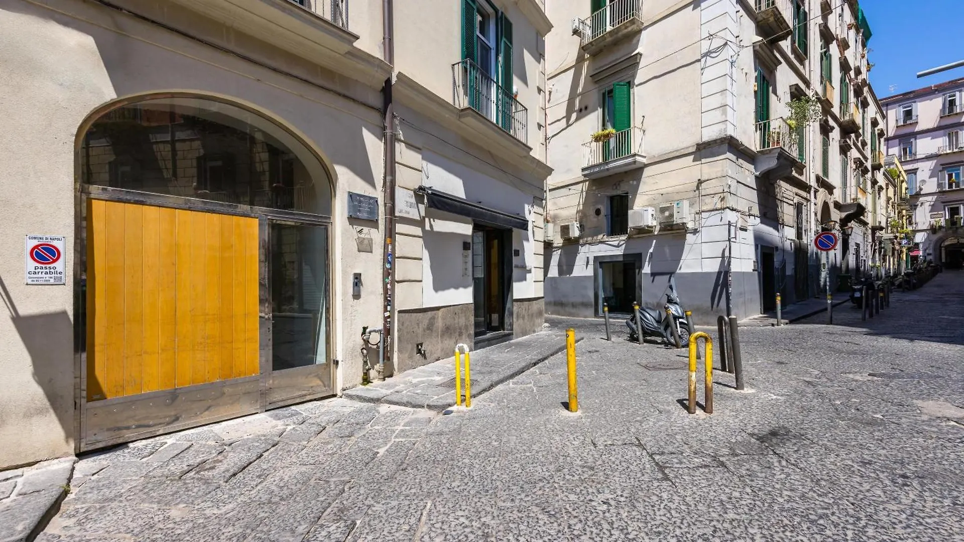 Bisicool Boutique Apartment By Napoliapartments Naples